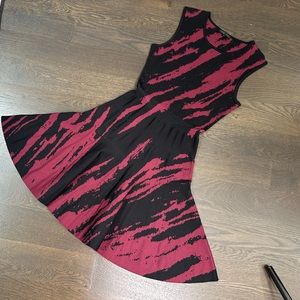 Ohne Titel Burgundy Black Fit and Flare Knit ‎ Dress ~ S